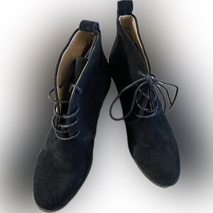 Aerosoles “Brooke” Women's Black Suede Ankle Boots with pull on tab.